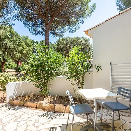 Kilina Hotel